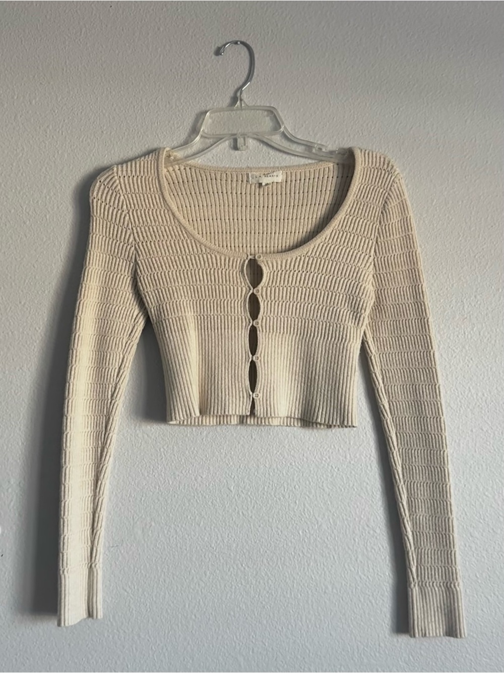 PacSun Cropped Ribbed Button-Front Long Sleeve Sweater | Cream